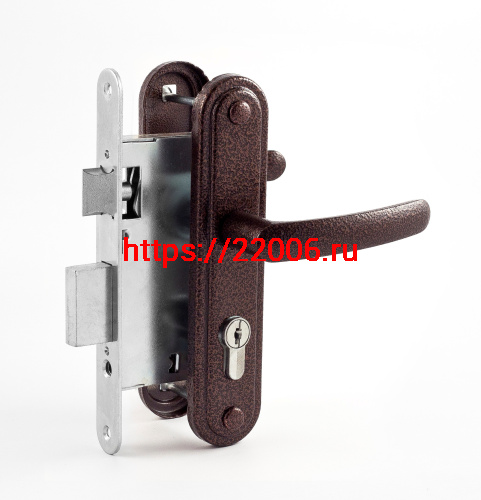 Замок Omega (Омега) врезной цилиндровый с защёлкой в комплекте с ручкой ЗВ7.02 (медь), 4 кл.