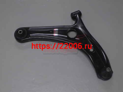 Рычаг передней подвески правый в сборе VITA, V2, V5 (48068-0DA20)