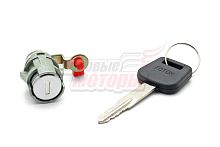 Личинка замка двери правая с ключом 1039.1049.1069 (1B18061500006)